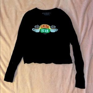 Long sleeve graphic tee crop top